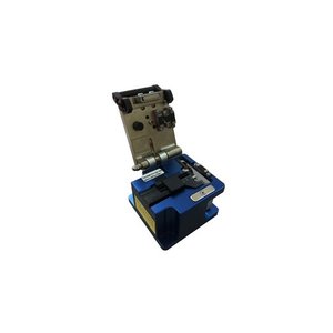 Скалыватель оптических волокон Senter ST3110B
